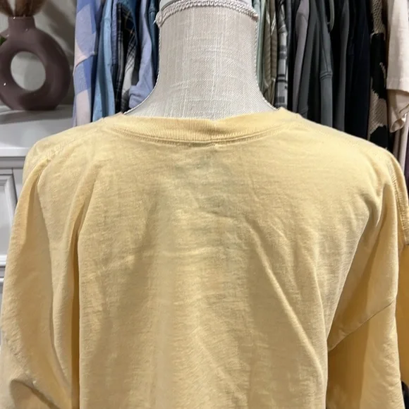 Junk Food | Get Tropical Yellow Crop Graphic Tee size Large NWT - Picture 6 of 11